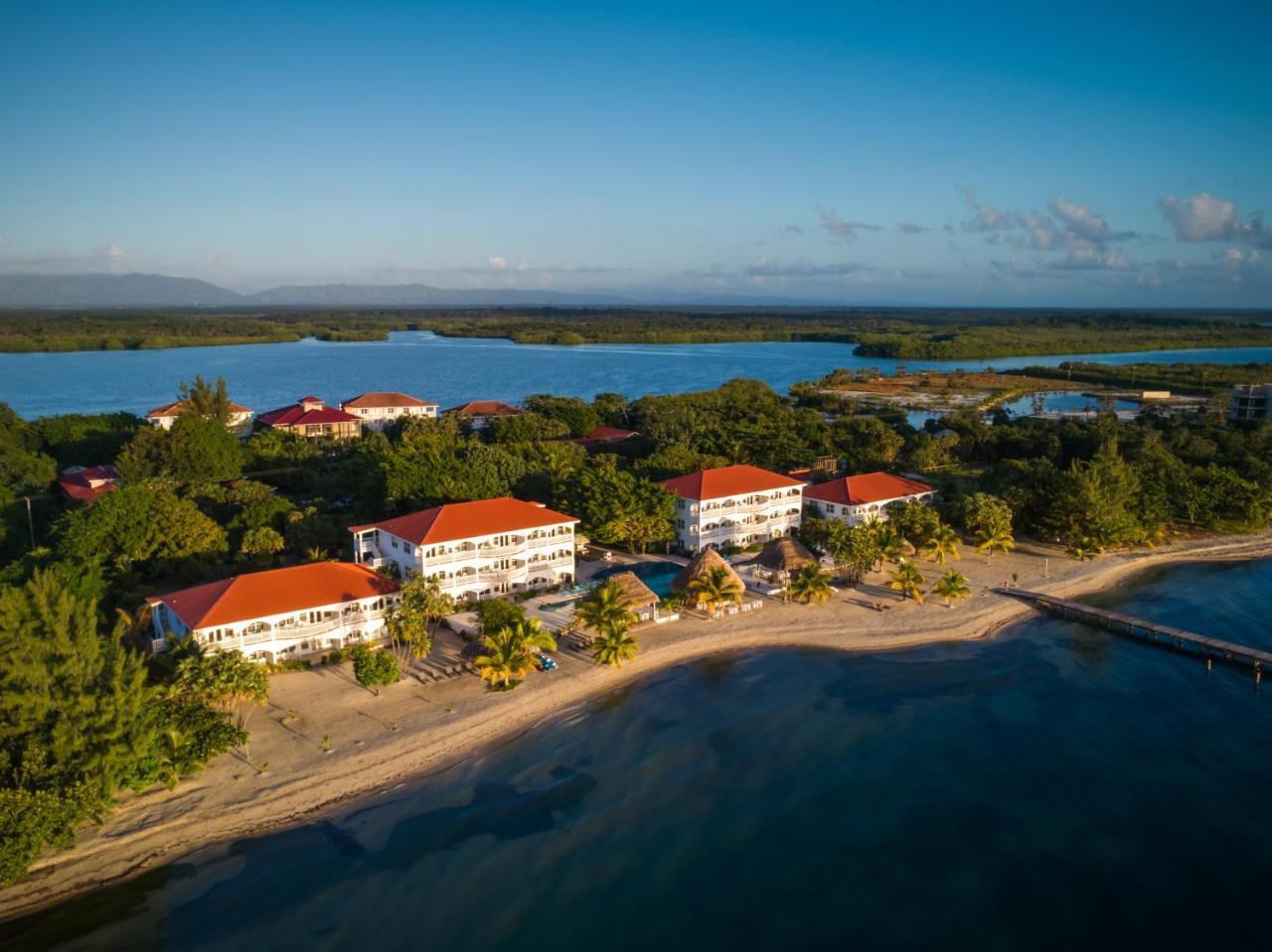 Umaya Resort & Adventures Maya Beach ภายนอก รูปภาพ